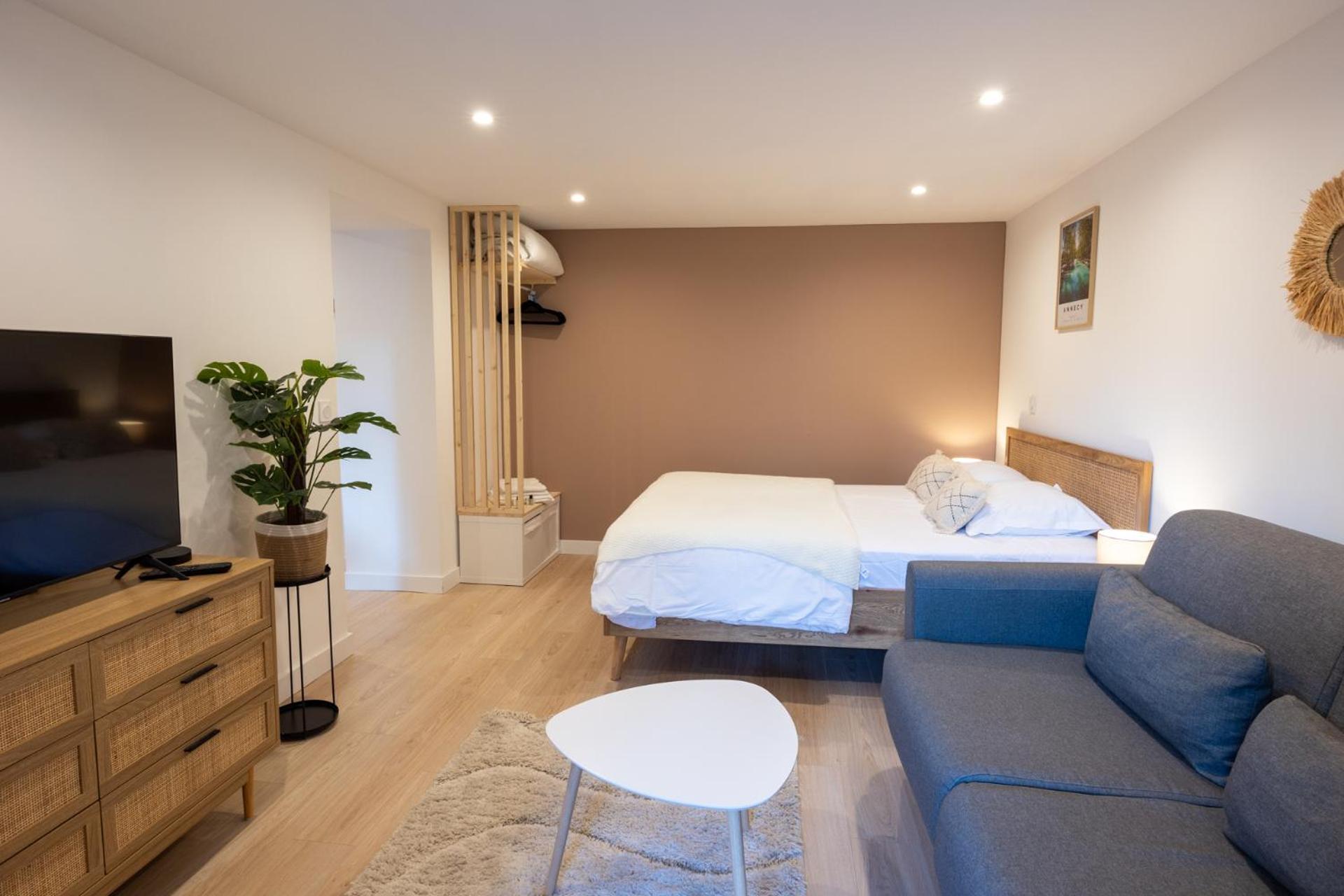 Destination Royale Apartment Annecy Luaran gambar